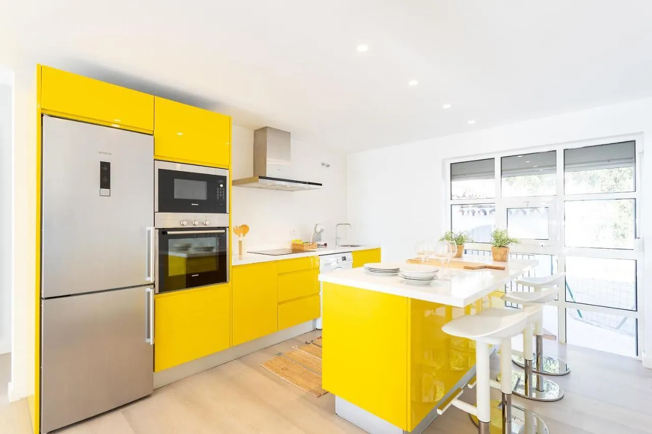 Higueron Rental Playa Apartamento ベナルマデナ