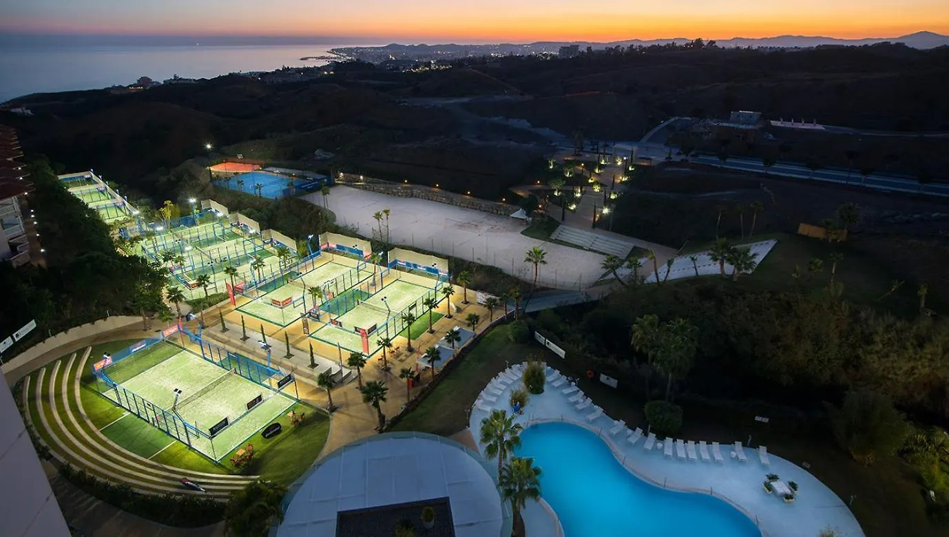 Higueron Rental Playa Apartamento ベナルマデナ アパート